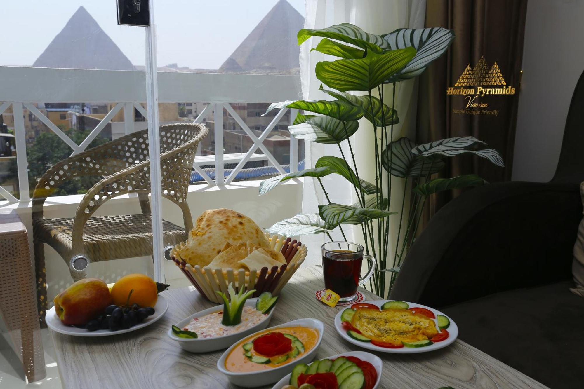 Horizon Pyramids View Inn Kafret el-Gabal Kültér fotó
